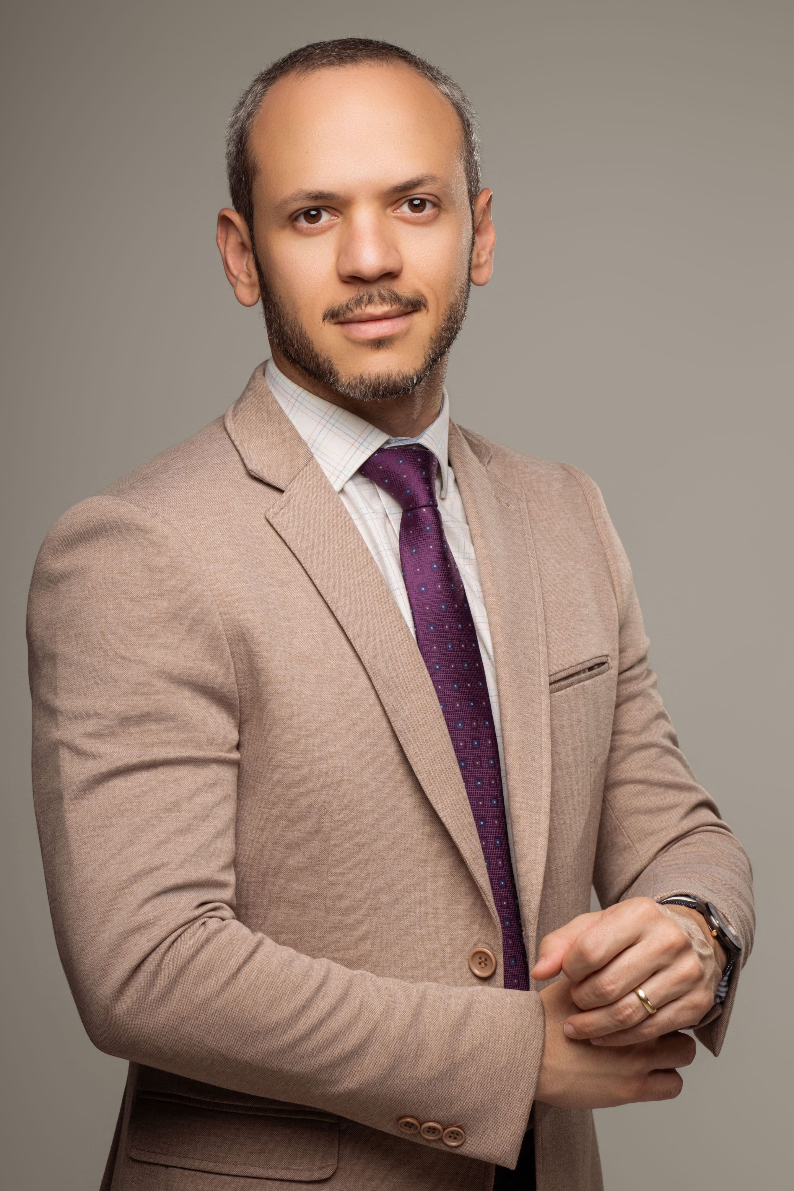 Dr. André Costa - Especialista em Artrose